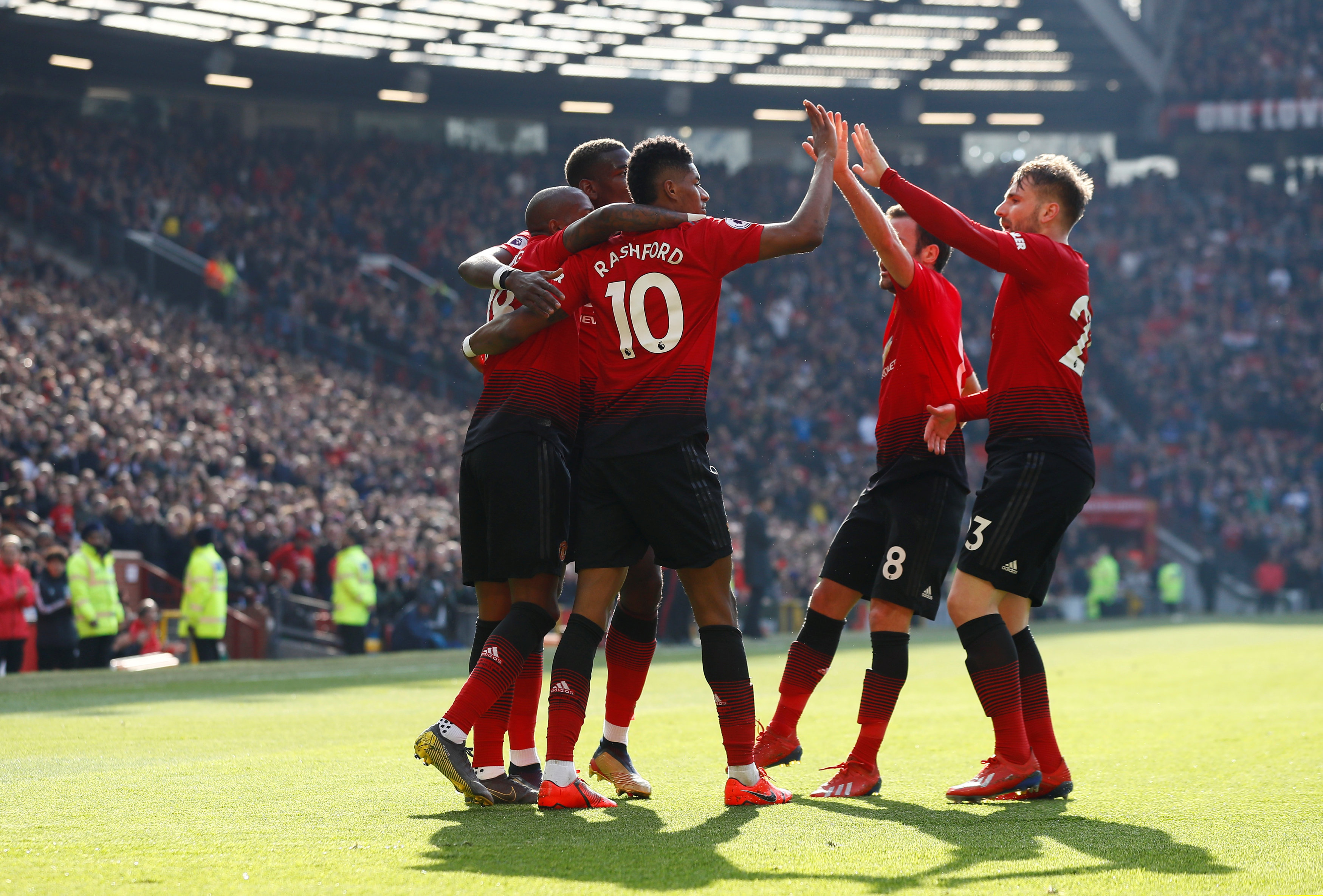 更是团队合 更是团队合